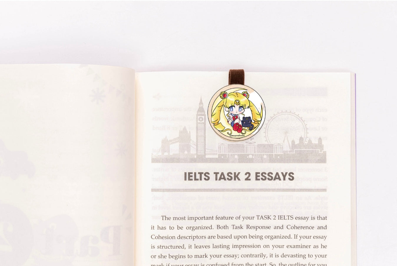 "Charming Sailor Girl wooden magnet bookmark"
"Handcrafted wooden Sailor Girl bookmark with magnet clasp"
"Eco-friendly wooden Sailor Girl bookmark for nautical fans"
"Wooden Sailor Girl magnetic bookmark on an open book"
"Handmade Sailor Girl bookmark with light magnet for secure fit"
"Sailor Girl magnetic bookmark for books, planners, and journals"
"Unique Sailor Girl gift for readers and adventure lovers"